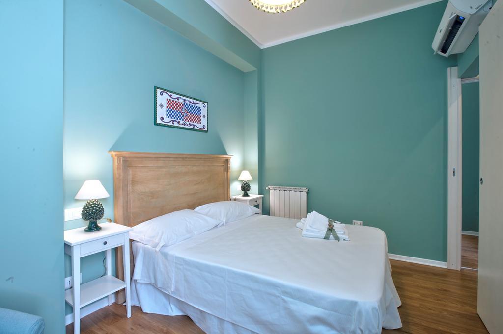 B&B Del Corso Capo dʼOrlando Exterior foto